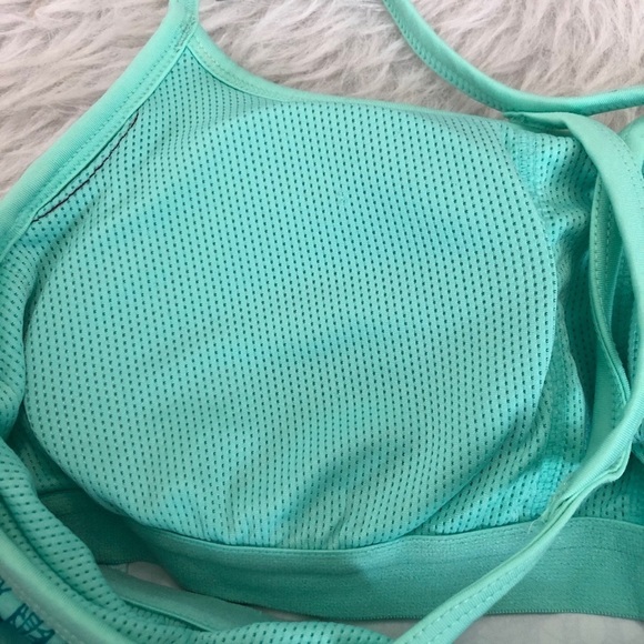 Athleta Harmonious green ombre athletic tank - Picture 6 of 9